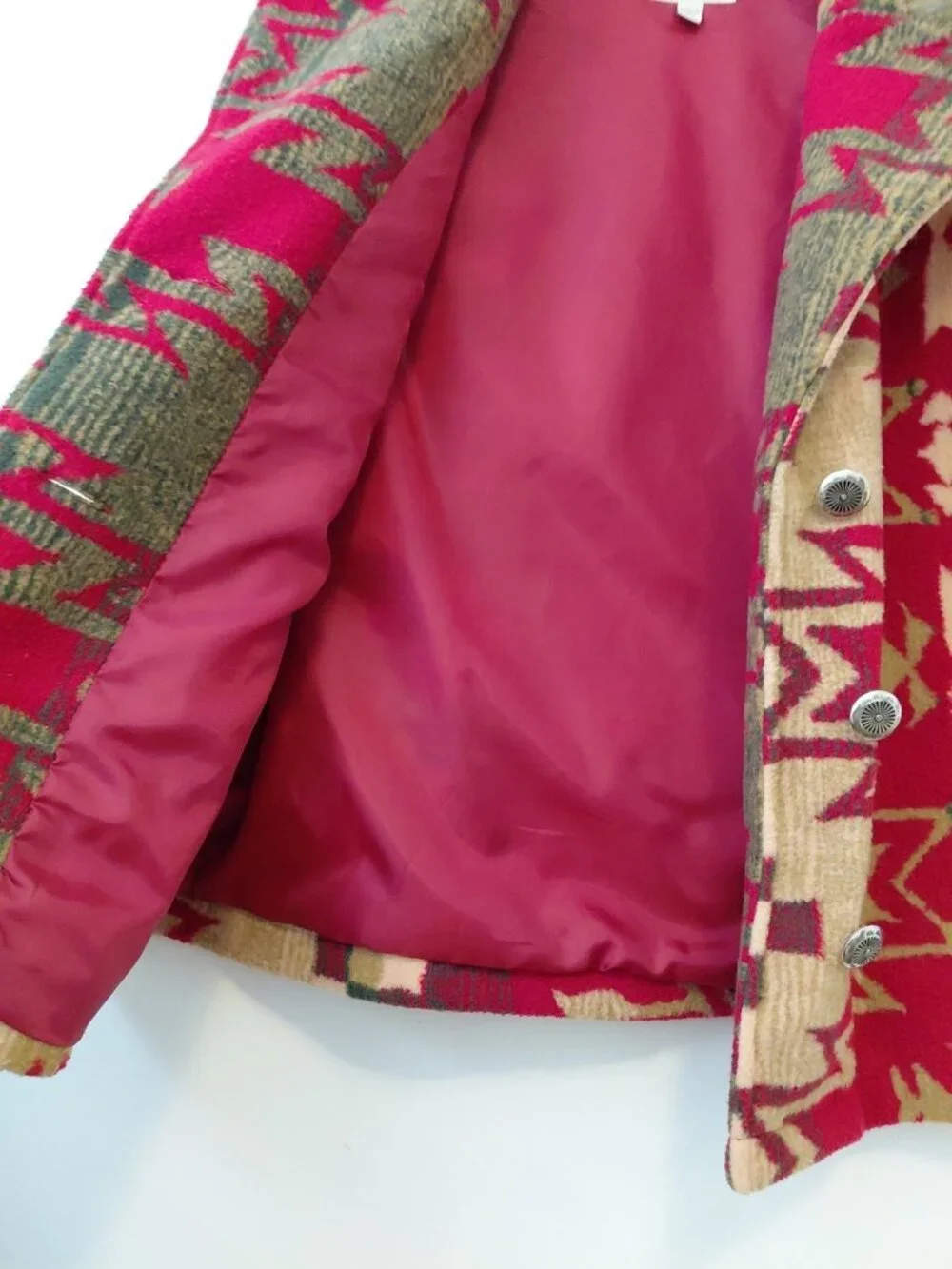 Orvis Vest Womens Southwest Aztec Western Concho Buttons Large Red Green Beige